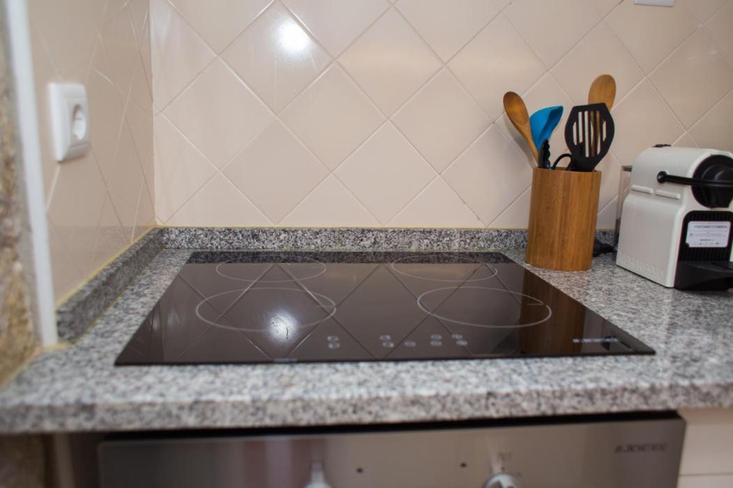 Bica Sequeiro 1 Bed Apartment Lissabon